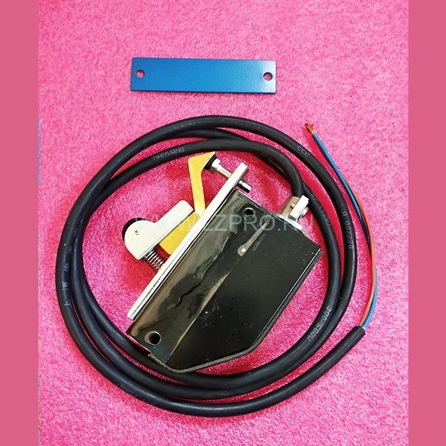 Выключатель DS-120 MKG131-02 XIZI OTIS