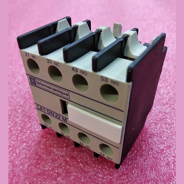 Блок контактов LA1-DN22 2НО+2НЗ Telemecanique