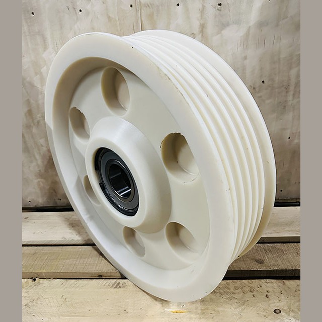 Блок отводной 520х6х12 с 2-мя подшипниками 80314 и стопорными кольцами 291.03.01.019П