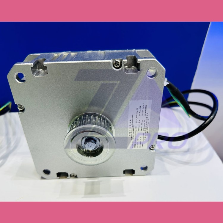 Мотор привода дверей (220V, 1.0A, 26.7Hz, 5.0Nm, 200r/min, 105W) 140TAST-01H2M44K(01)