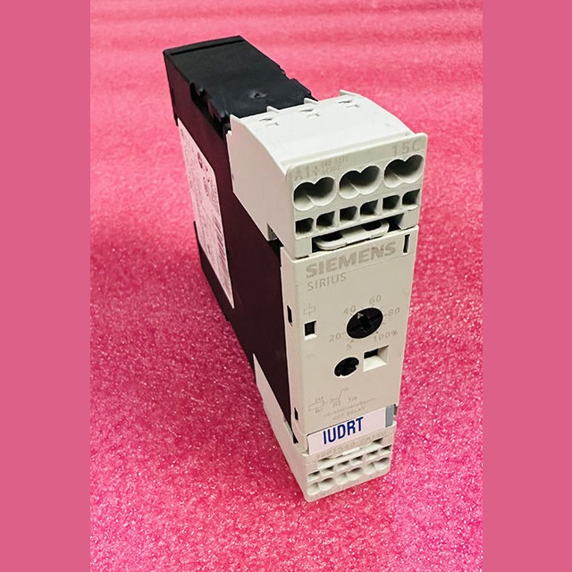 МНОГОФУНКЦИОНАЛЬНОЕ РЕЛЕ ВРЕМЕНИ ЗАЖИМНЫЕ КОНТАКТЫ . 1 ПЕРЕКИДНОЙ КОНТ. ЗАДЕРЖКА ВЫКЛЮЧЕНИЯ 0.5S..100S AC/DC 100..127V 3RP1540-2AJ30 SIEMENS