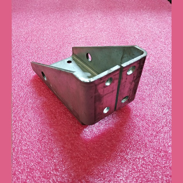 Кронштейн крепления электродвигателя AT-120 Otis