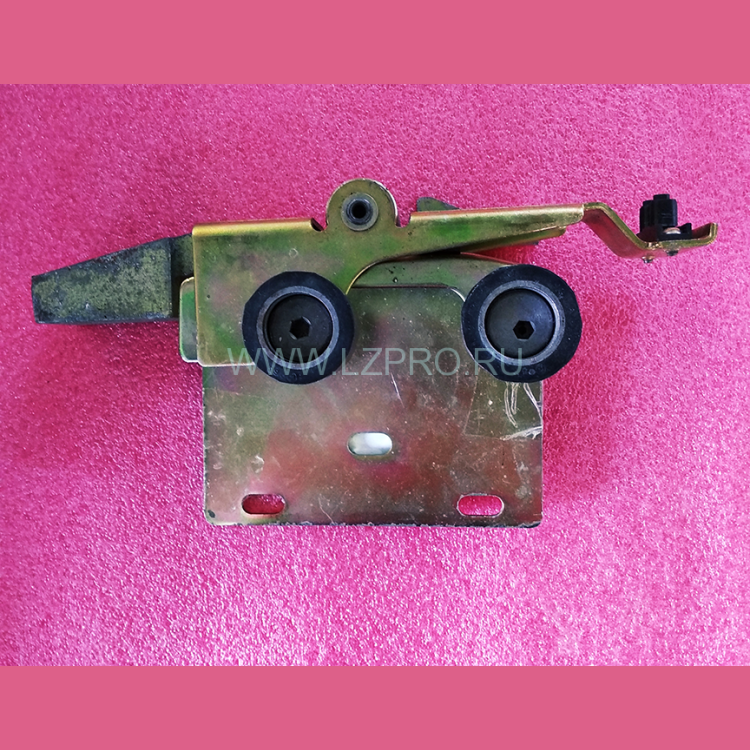 Замок дерей шахты левый (прямая площадка) FAA23400G2 FAA331G2 FAA23400K6 Otis