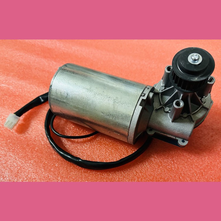 Мотор-редуктор привода грузовых дверей 24V 4A 52W 102753 FEE ELVI MOT-VG-E-52W VEGA КМЗ