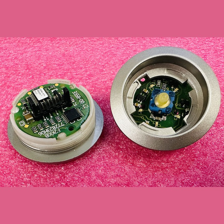 Кнопочный модуль F2KKIB KM804343G11 Kone