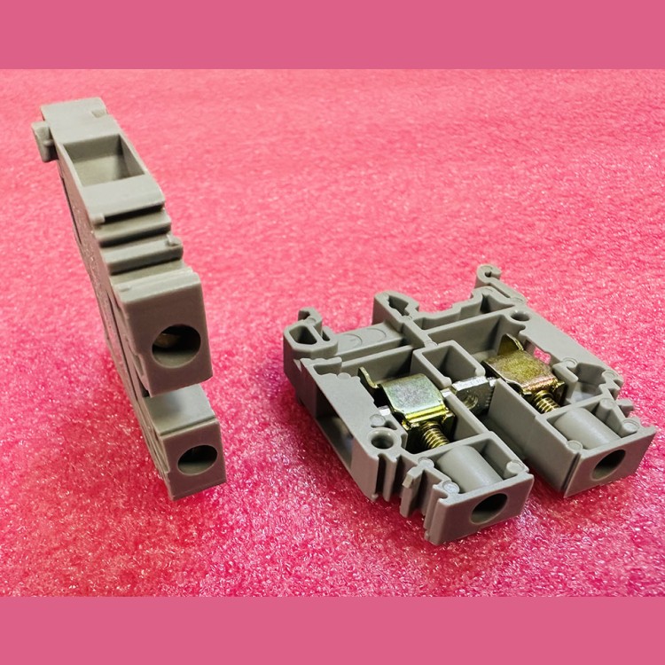 M6/8 Клеммник винтовой до 6 мм² на DIN-рейку (серый) TYCO