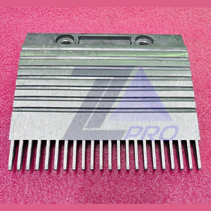 Гребенка эскалатора алюминиевая центральная тип С L=197,4мм GSE DEE3703280 Kone