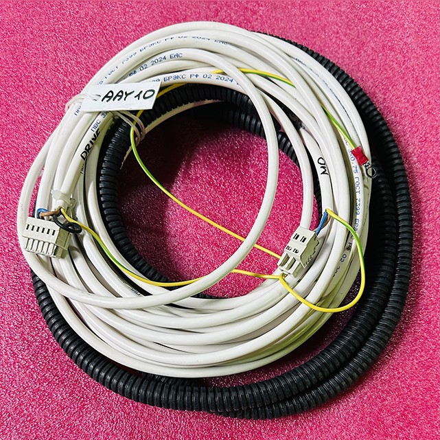 Кабель DCPB-P1 THB ZAA174AAY10