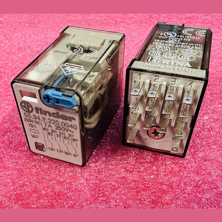 Реле промежуточное 220VDC 7A 55.34.9.220.0040 Finder