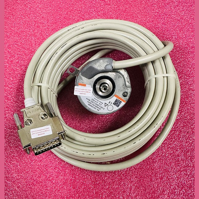 Энкодер 4,5-5,5VDC 70mA  8.5873.0000.C302.S014 Kubler 99500010874 ThyssenKrupp