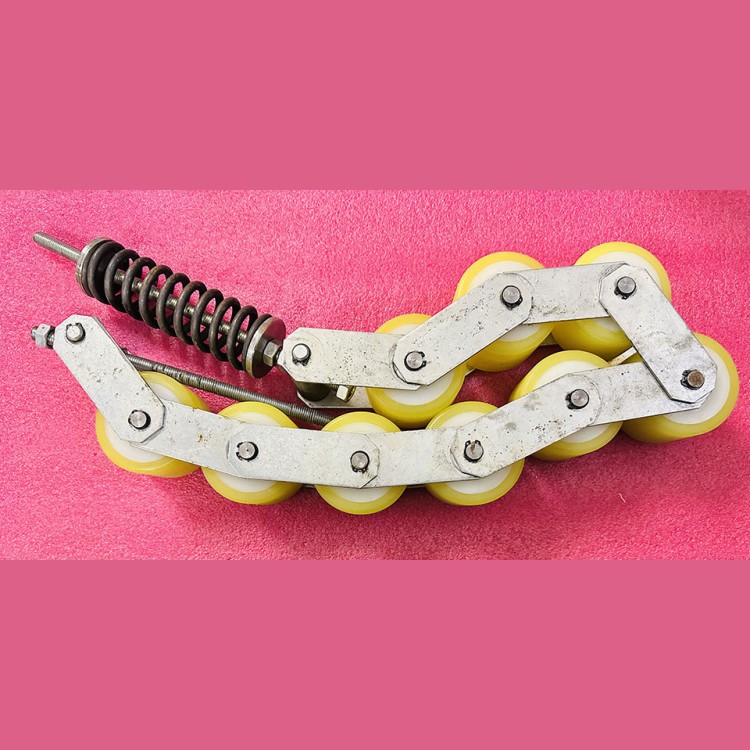 Цепь роликовая поручня эскалатора 9 роликов GAA332Z1 Otis