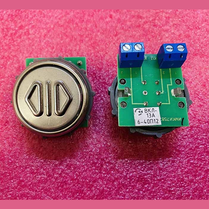 Модуль кнопочный круглый с гайкой "<l>" ВКЛ13А-6-40П12