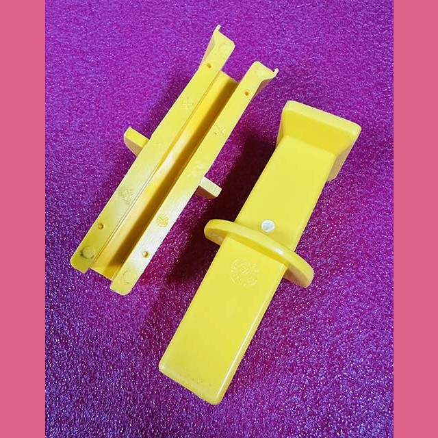 Вкладыш 10,5мм башмака кабины 127х34мм 6073203240 ThyssenKrupp