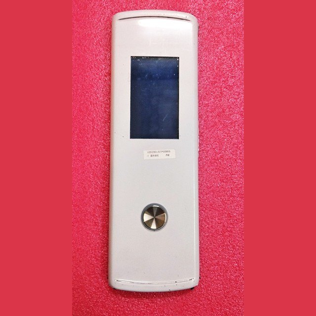 Вызывной пост (с одной кнопкой; индикатором A3N230890 A4; шлифов., нерж.) XIZI OTIS