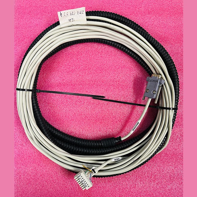 Кабель ENCODER (MACHINE-DRIVE) 12м ZCA174YY4 Otis