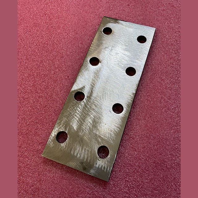 Планка стыковая L-215 мм b-80мм (8 отверстий d-13мм)  Otis