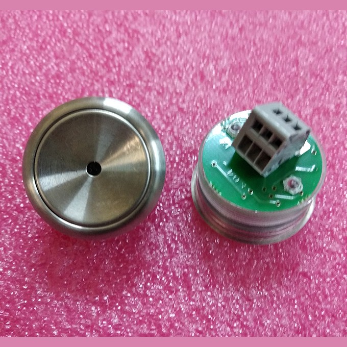 Кнопка КЛ-УЛ-035-01 ( VR вандалоустойчивая с точечной синей индикацией)