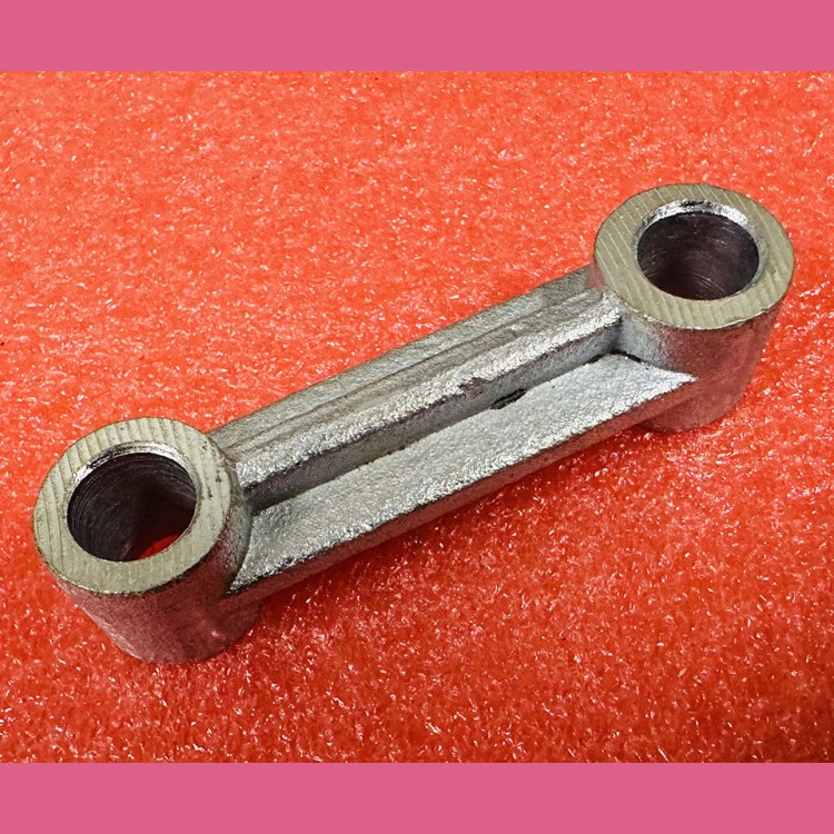 Рычаг отводки нижний дверей кабины 0411.03.15.283 МЛЗ