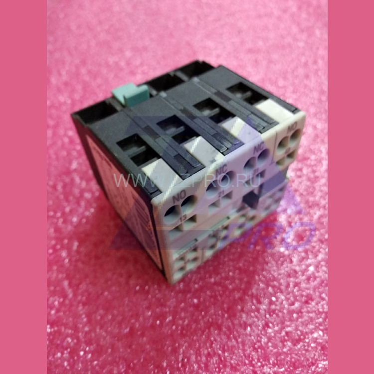 Блок дополнительных контактов (насадка) 2NO+2NC 3RH1921-2HA22 Siemens