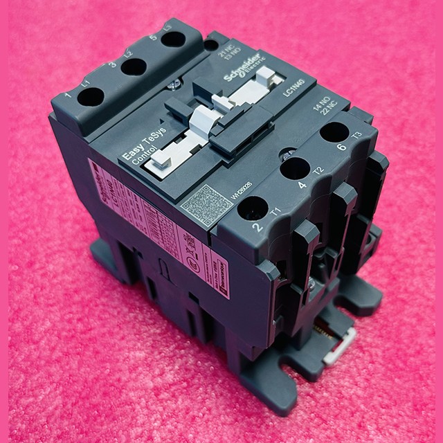 Контактор 110V 1NO+1NC 18,5kW 40A LC1E40F5 LC1N40F5N Schneider Electric