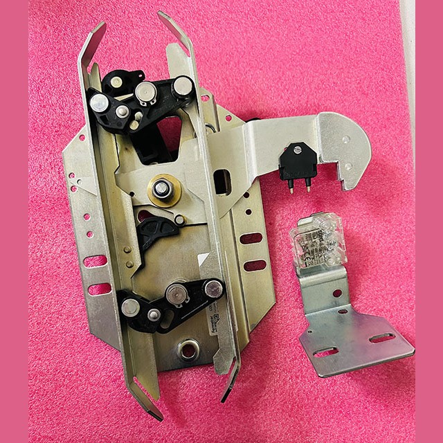 Отводка левая с замком CDL Premium 40/10 PM CDL-P000CI000 Fermator