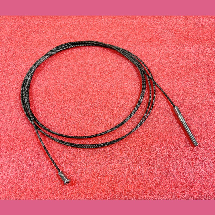 Тросик дверей кабины L=2413мм с наконечниками проем 700мм 0611Б.53.40.710-05 МЛЗ