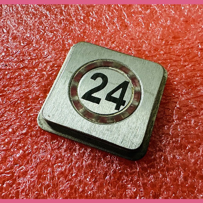 Толкатель квадратный 24 кнопочного модуля ВКЛ13А-7