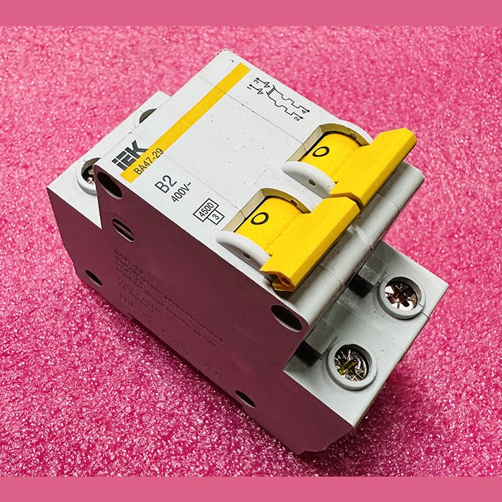 Выключатель автоматический ВА47-29 2Р B2 iEK