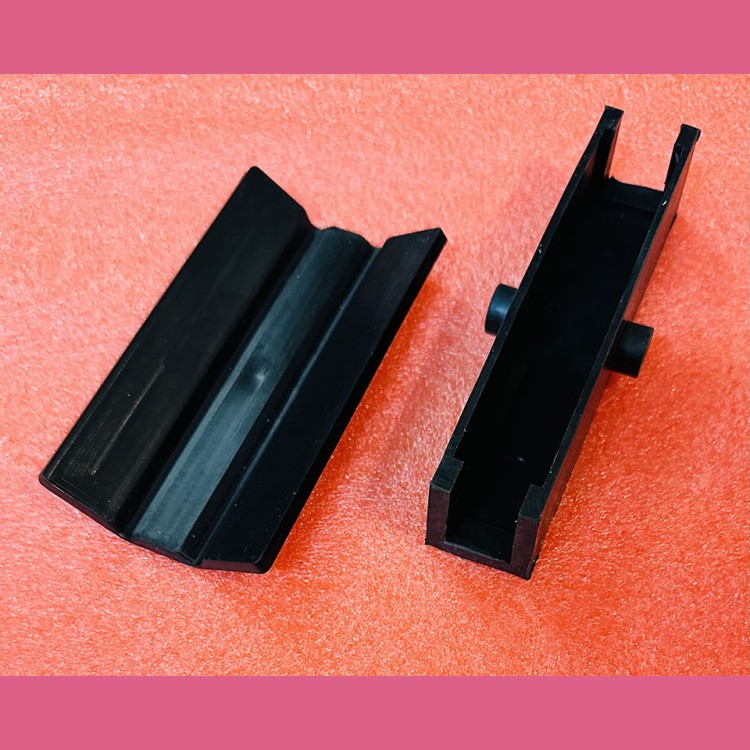 Вкладыш кабины BFK 16 мм с 2-мя пинами под башмак ST140 Macpuarsa (комплект) М12284 ORONA (Пр-во Россия)