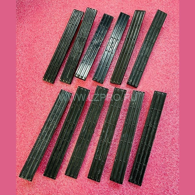 Комплект вкладышей башмака кабины L-150 мм ZAA2316AW3 Otis