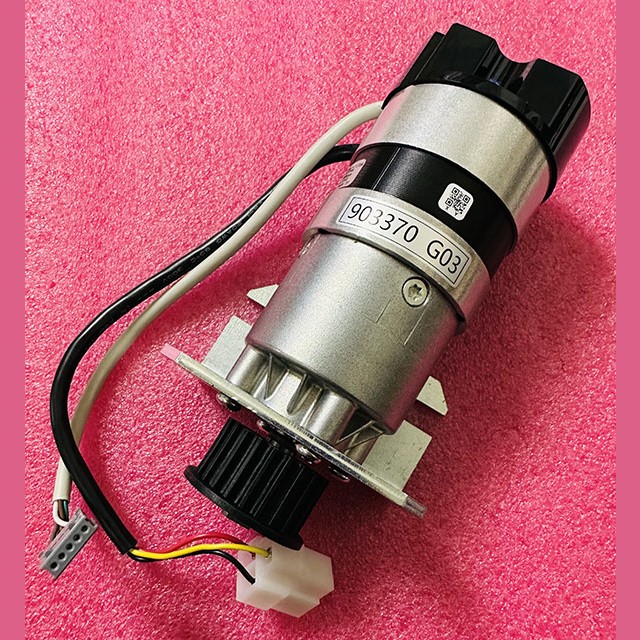 Мотор привода дверей AMD D10 Wittur KM903370G03 Kone