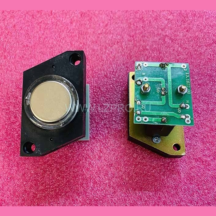 Кнопочный модуль в сборе с толкателем ПЛВ4-СН03 КМЗ