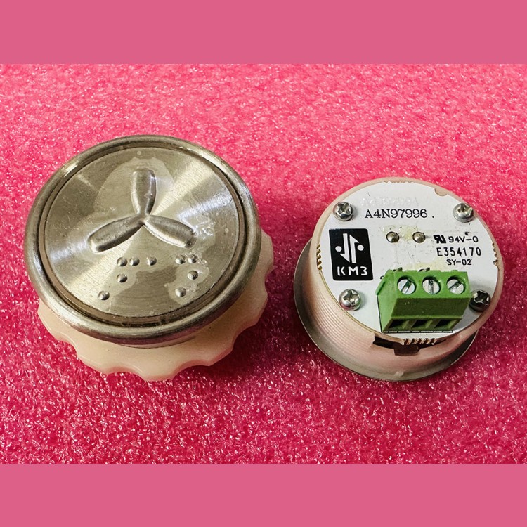 Кнопочный модуль с шрифтом Брайля "вентилятор" разъём под винт A4N97996 MA2D04-S-W-FAN КМЗ