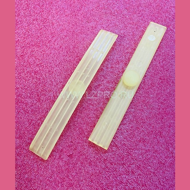 Вкладыш башмака кабины 20x150 (гибкий) FAA380G1 Otis