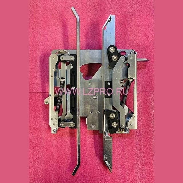 Отводка правая для привода AMD2 длина лыжи NH=500mm KM602673G15 Kone