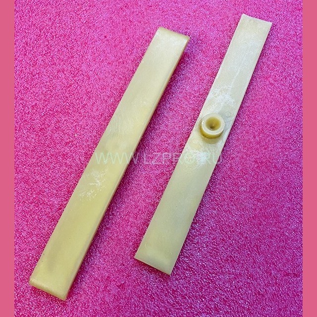 Вкладыш башмака 25x200 (гладкий) ZAA380LA2 Otis