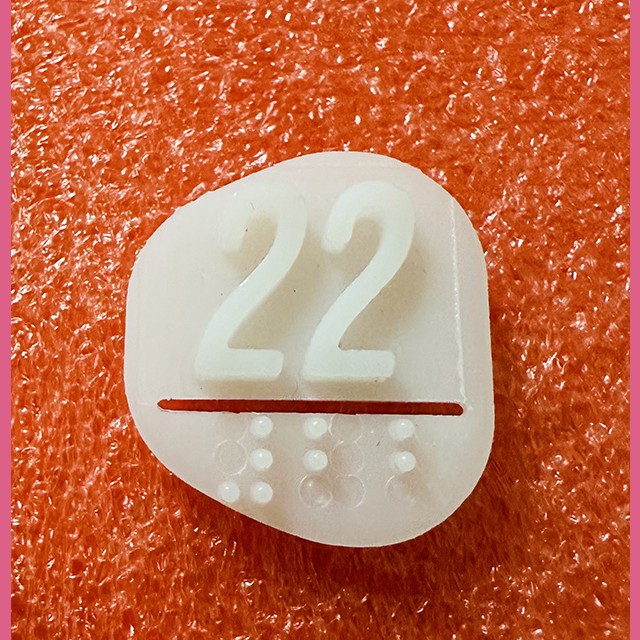 Вставка '22' MAA251D122 Otis