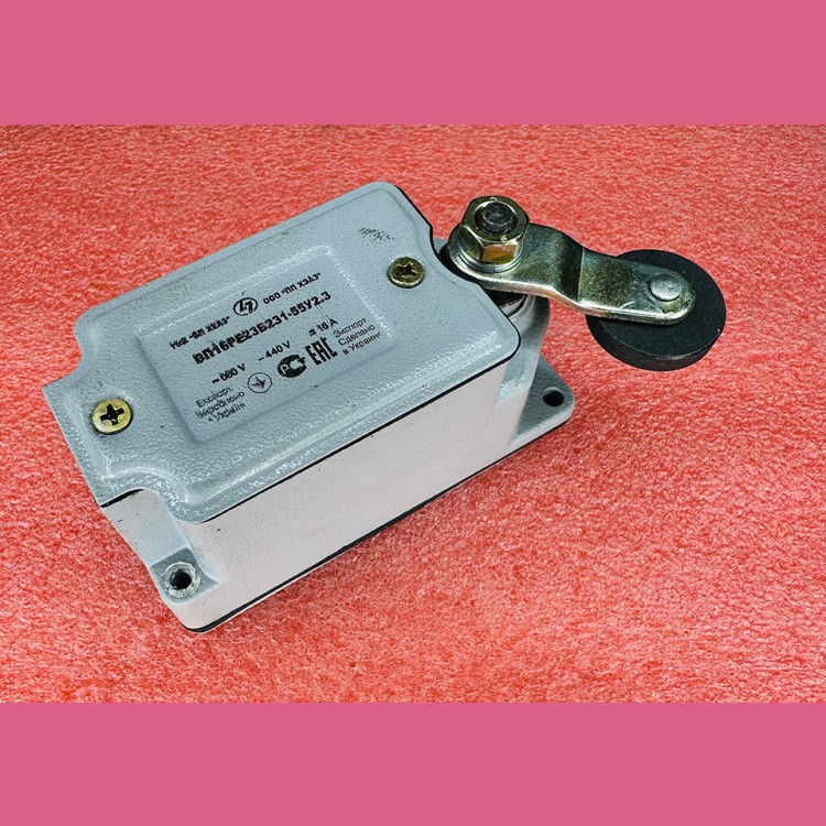 Выключатель путевой (с сальником, с самовозвратом) ВП16РЕ23Б231-55У2.3