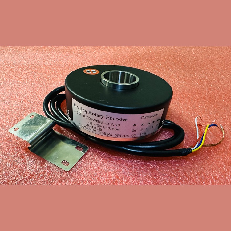 Энкодер инкрементальный для лебедки 13VTR A-ZKT-D100P2H30B-102.4B-G8-26F-G-0.65m Yuheng Optics